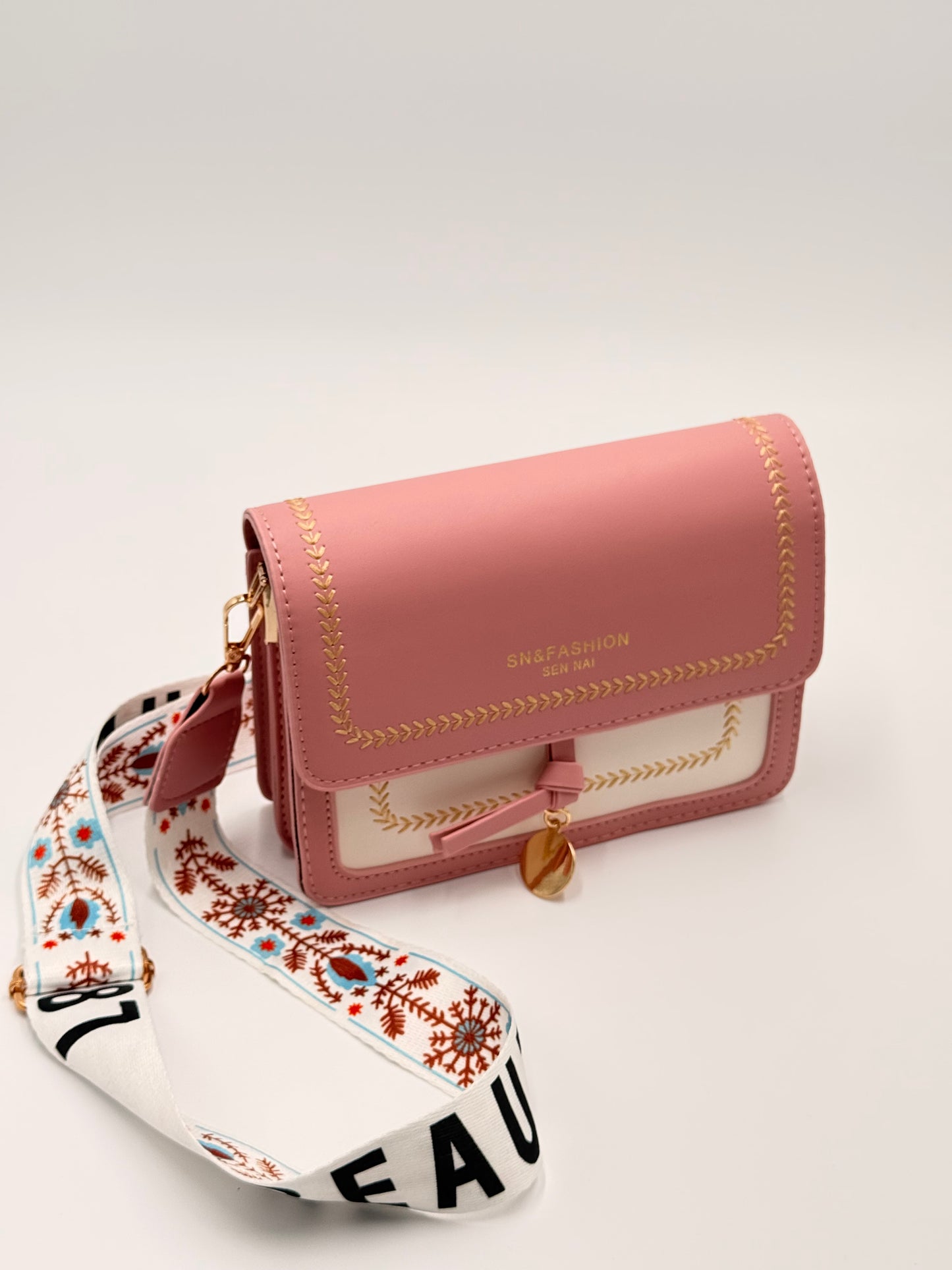 Beige pink small bag
