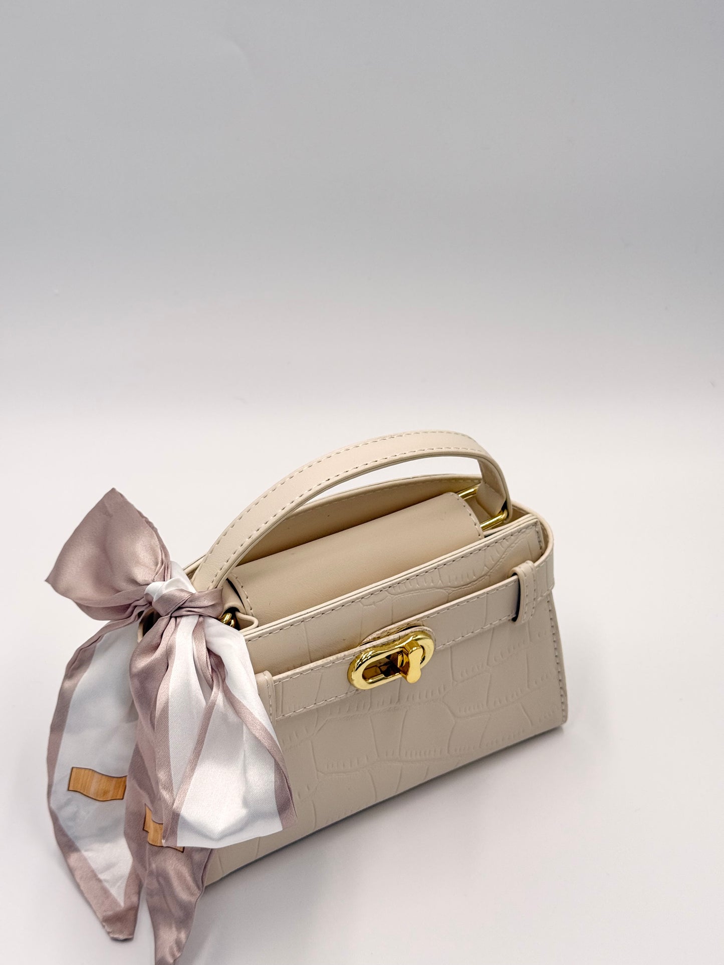 Fashion beige small bag